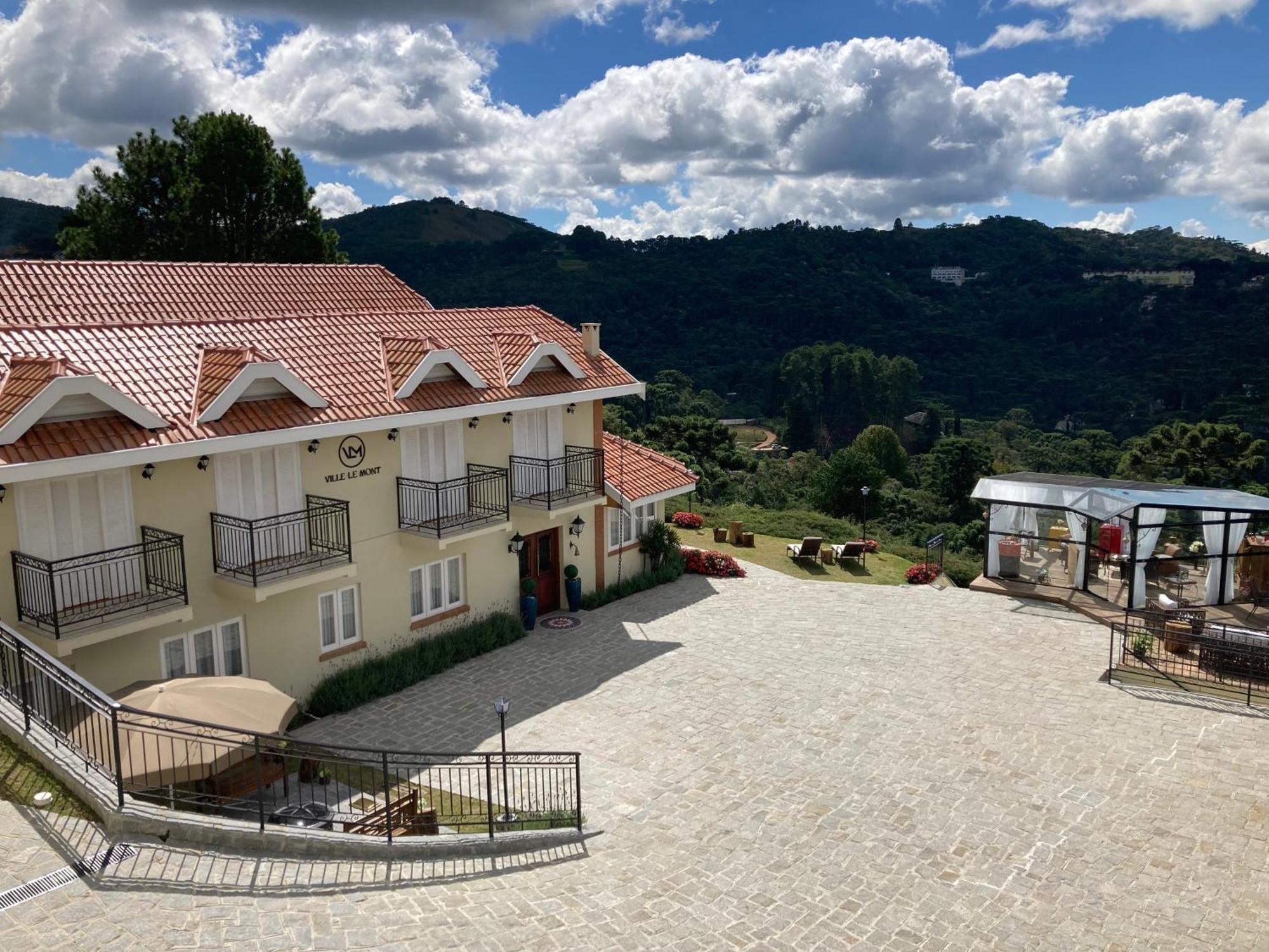 Pousada Ville Le Mont - กังโปสดูจอร์เดา ภายนอก รูปภาพ